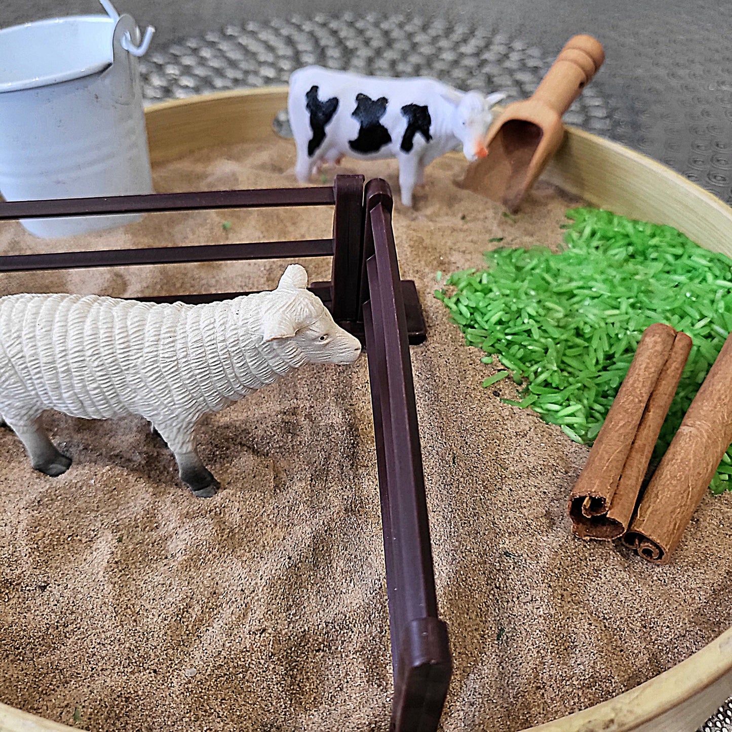 Farmyard Sensory Kit